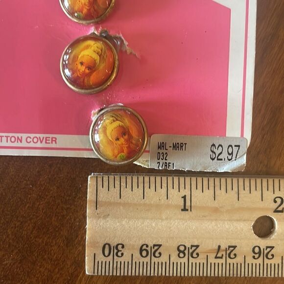 1991 Barbie Face Vintage Button Set - Picture 3 of 3